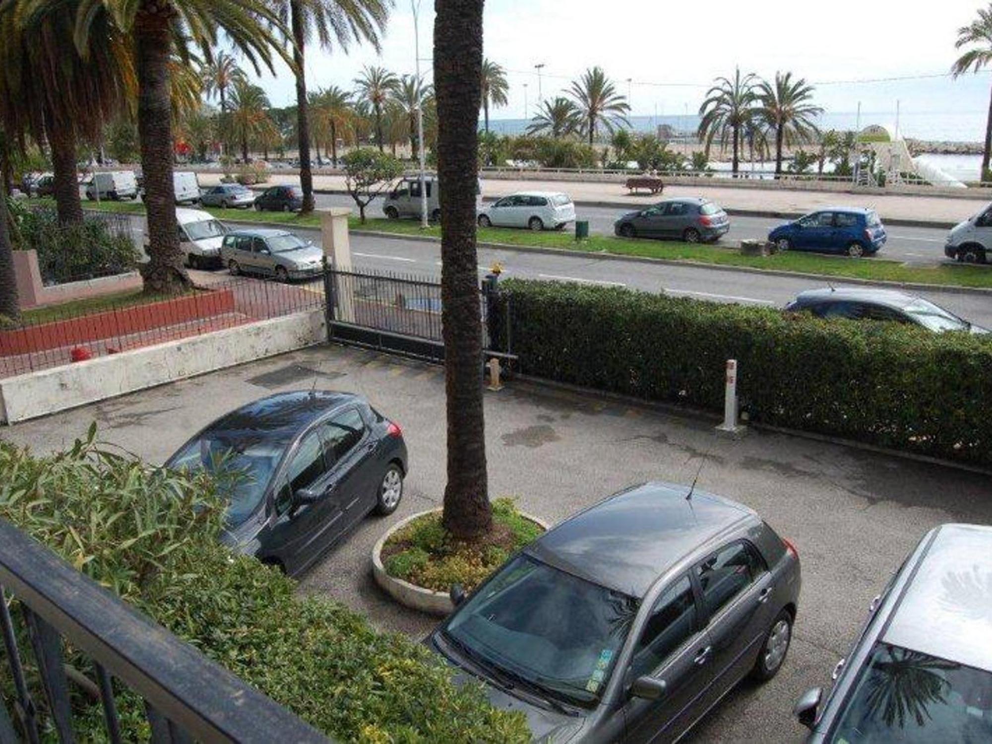 Studio Moderne Avec Terrasse Proche Plages Et Centre, Wifi Gratuit - Fr-1-196-216 مينتون المظهر الخارجي الصورة
